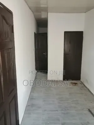 1bdrm Room & Parlour in Ofankor for rent