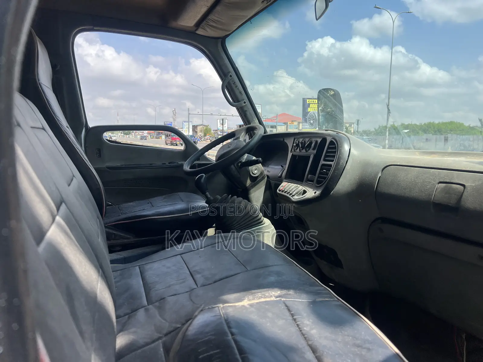 Hyundai Mighty 2