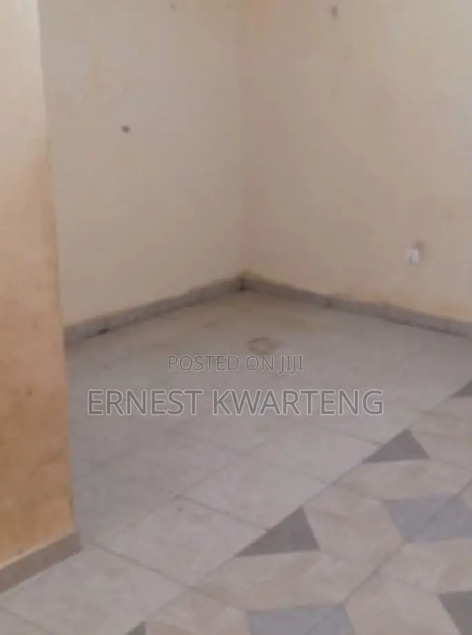 1bdrm House in Super Elite, Sowutwuom for rent