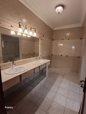 6bdrm House in Kg, Franco, Regimanuel Gray Estates for sale