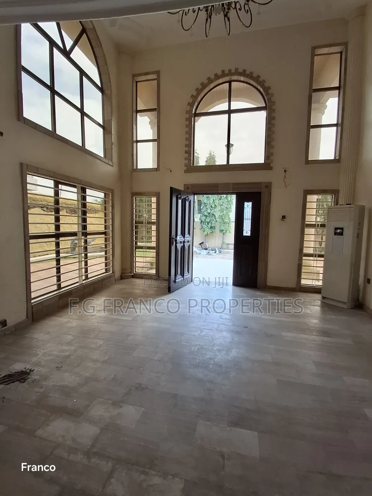 6bdrm House in Kg, Franco, Regimanuel Gray Estates for sale