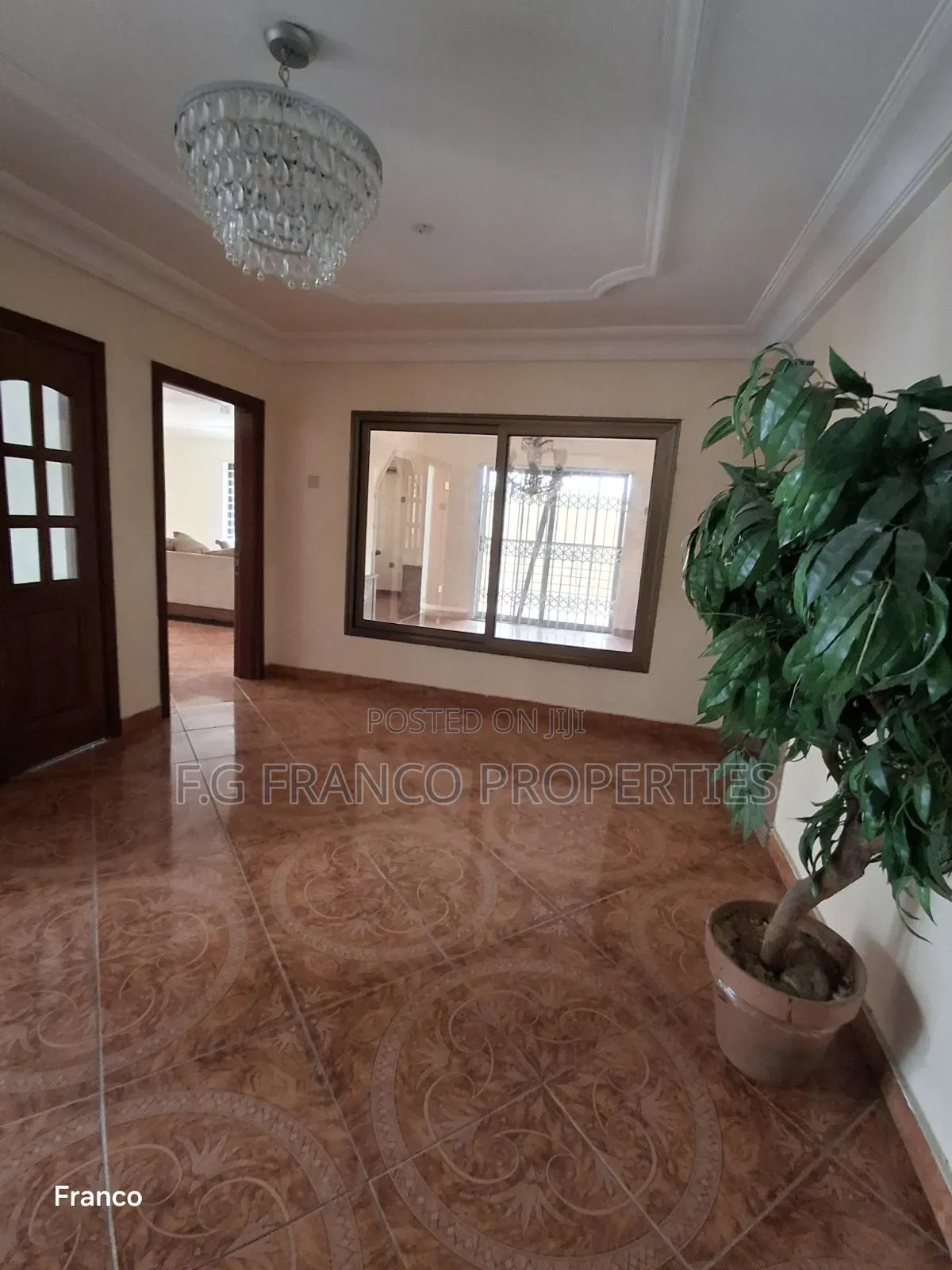 6bdrm House in Kg, Franco, Regimanuel Gray Estates for sale