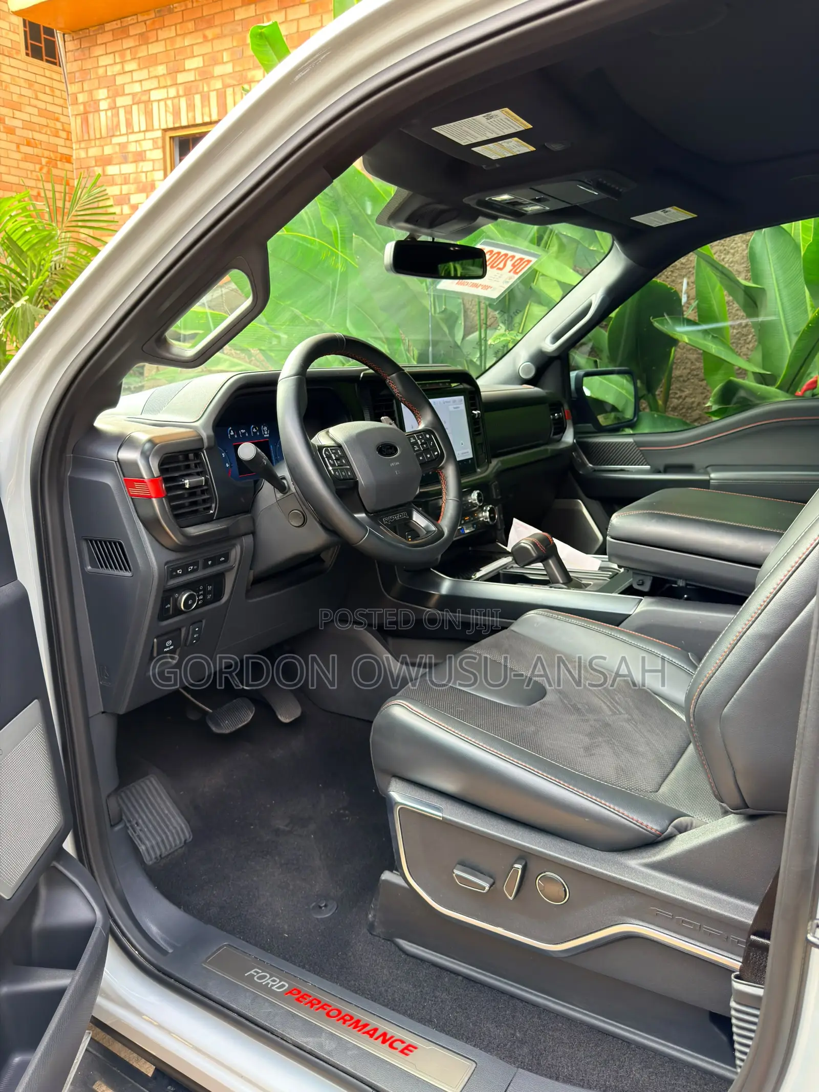 Ford F-150 Raptor 2024 Gray