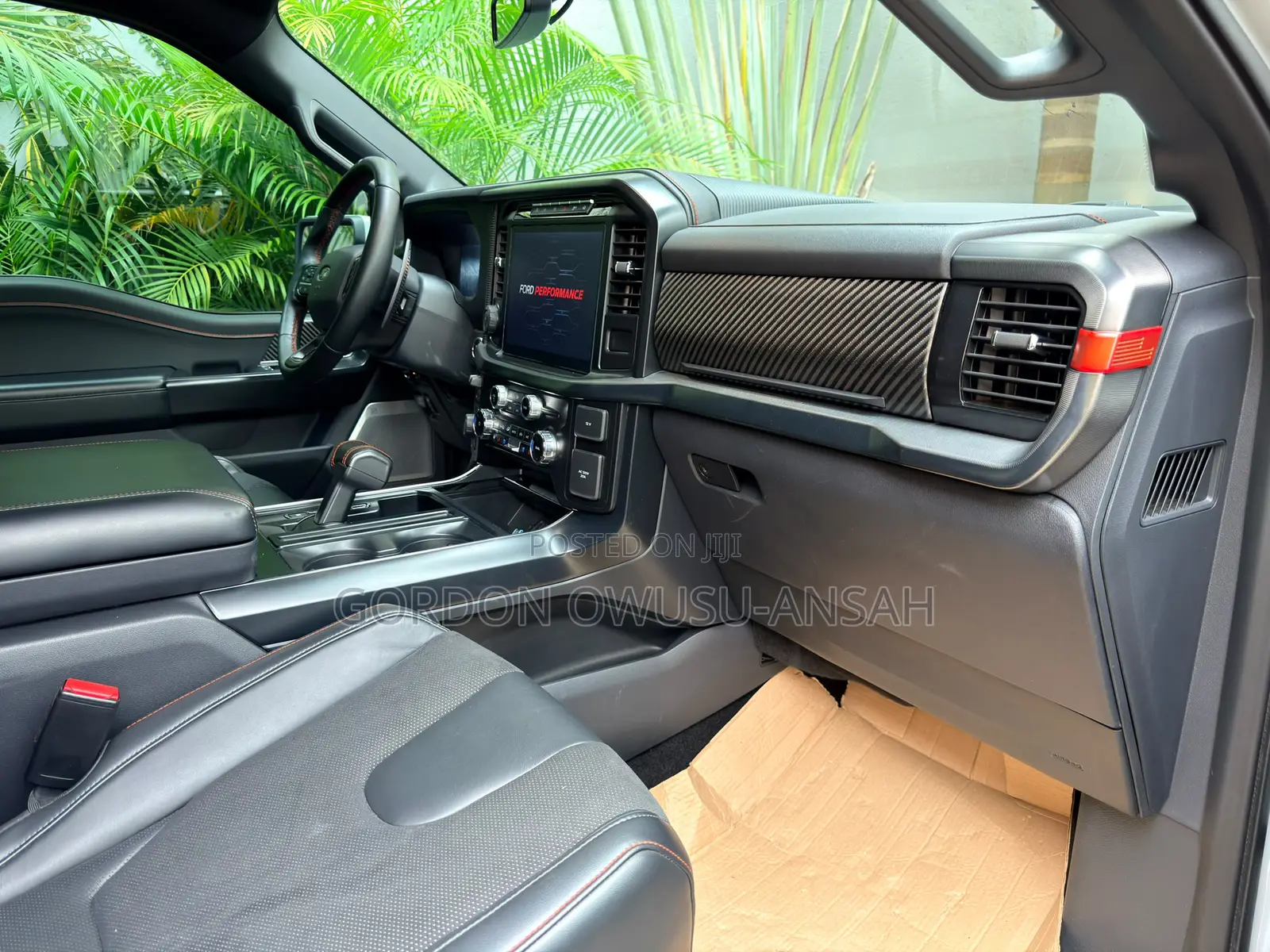 Ford F-150 Raptor 2024 Gray
