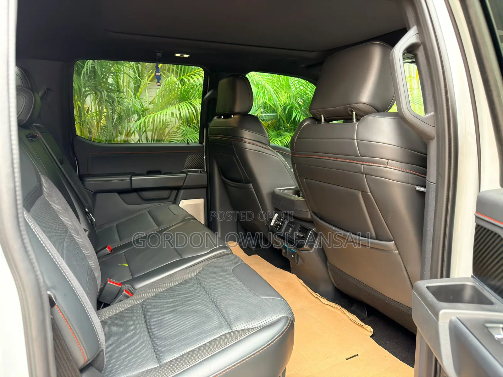 Ford F-150 Raptor 2024 Gray