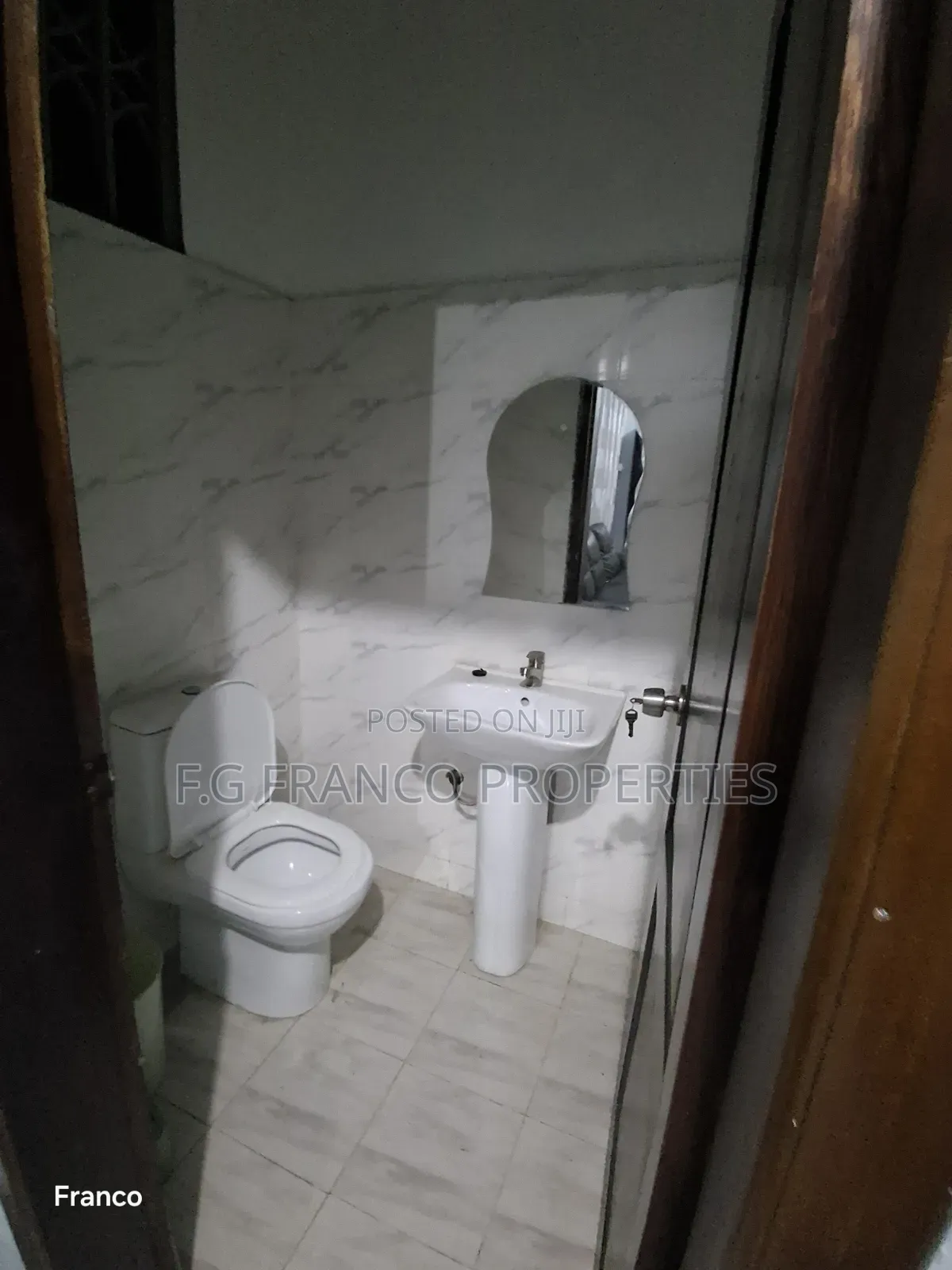 Furnished 3bdrm Apartment in Kg Franco Properties, Baatsona Total