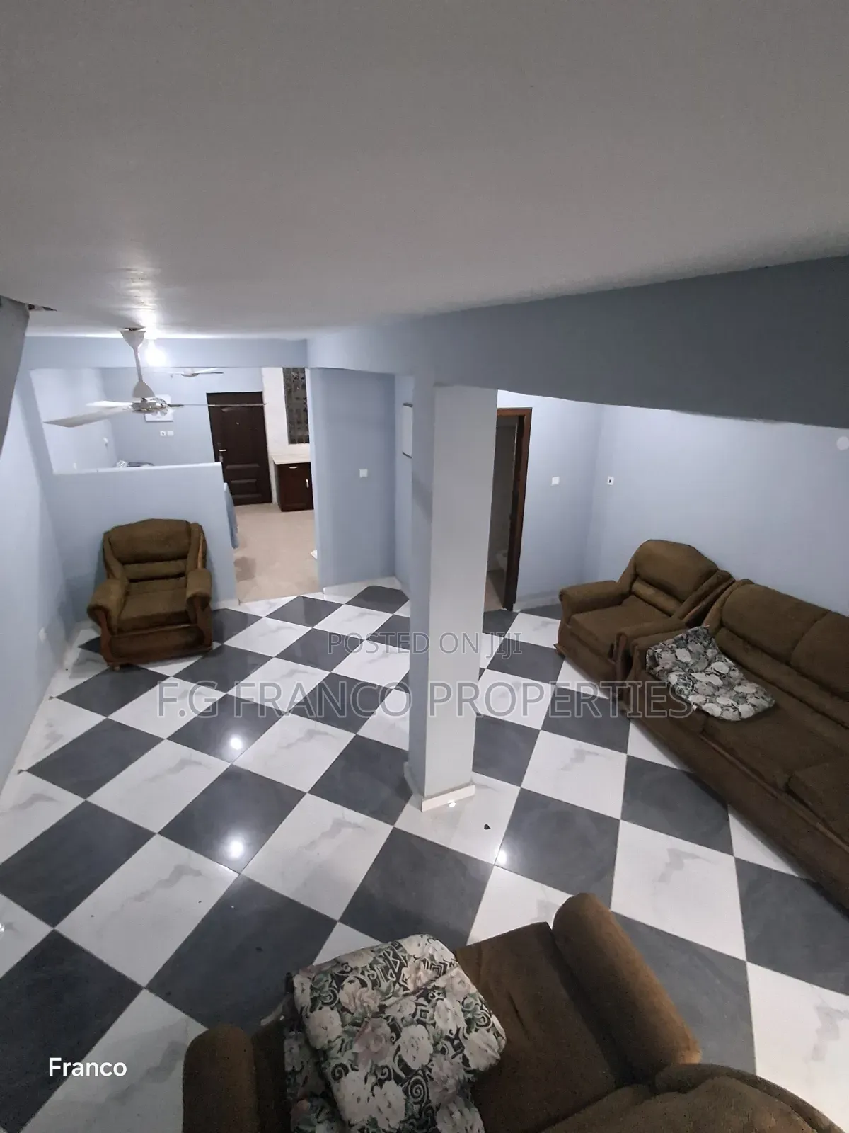 Furnished 3bdrm Apartment in Kg Franco Properties, Baatsona Total