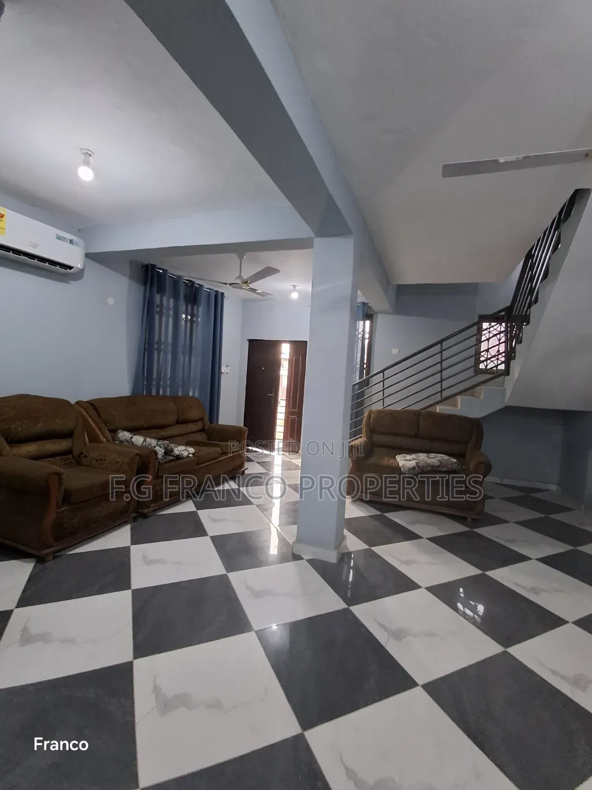 Furnished 3bdrm Apartment in Kg Franco Properties, Baatsona Total
