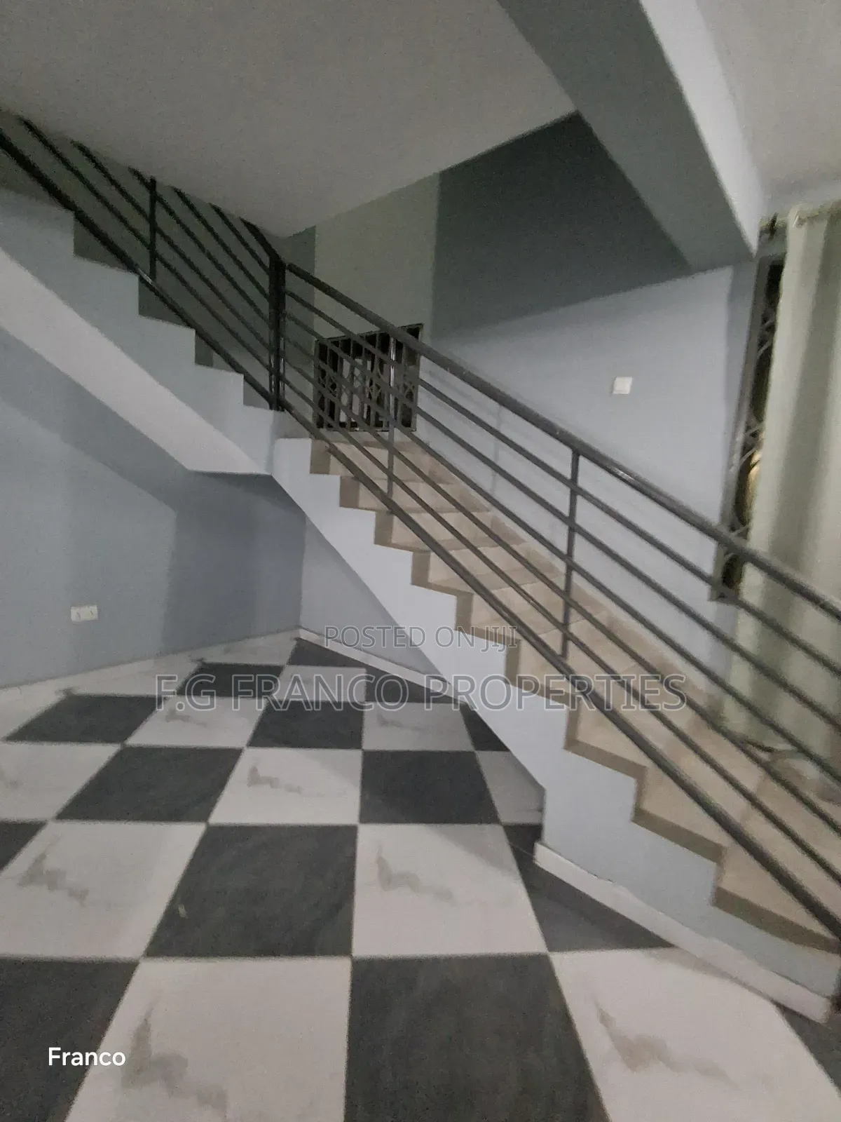 Furnished 3bdrm Apartment in Kg Franco Properties, Baatsona Total