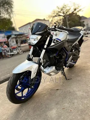 Yamaha 2022 Silver