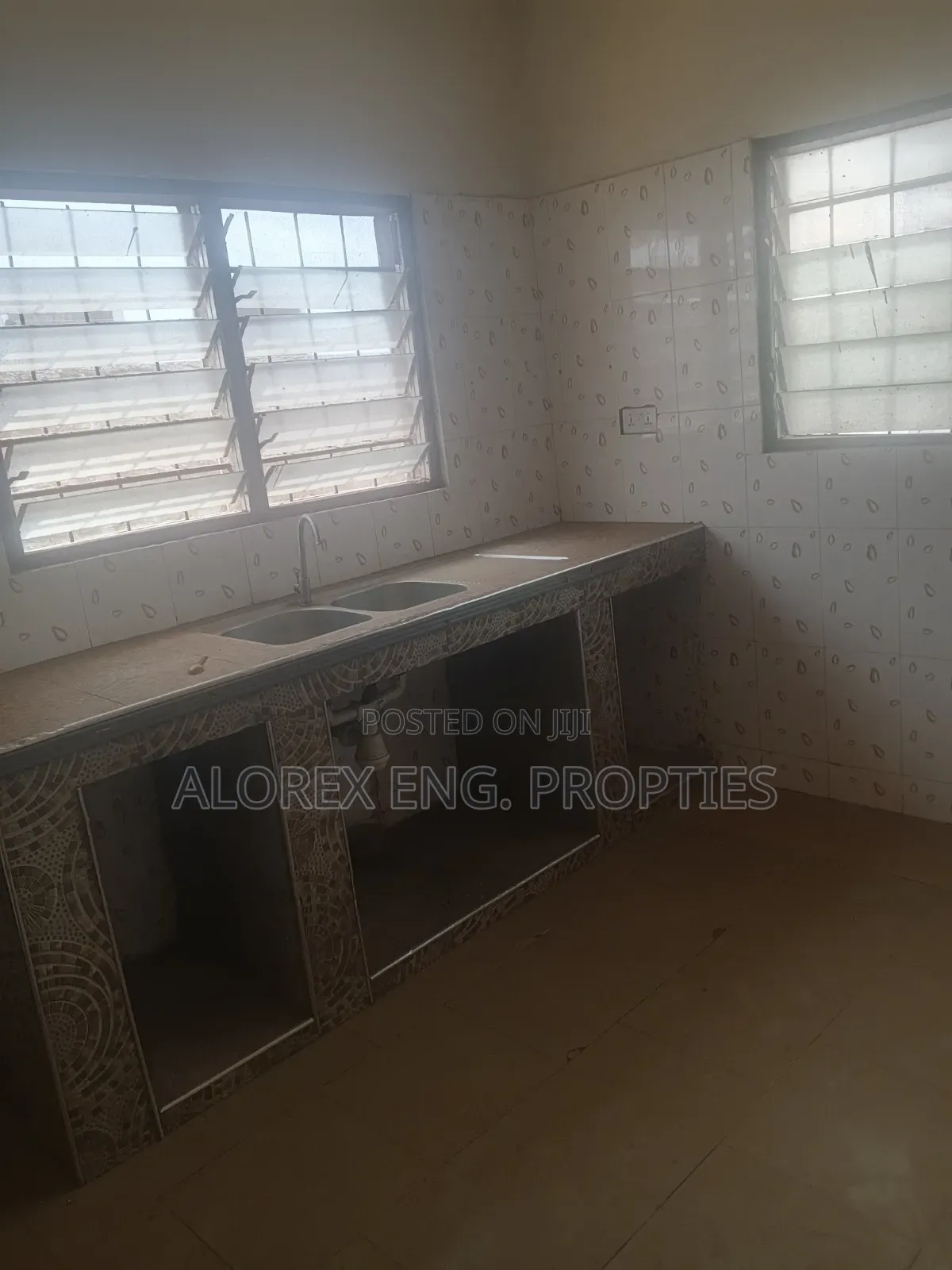 3bdrm Apartment in Oyarifa, Pentecost for rent