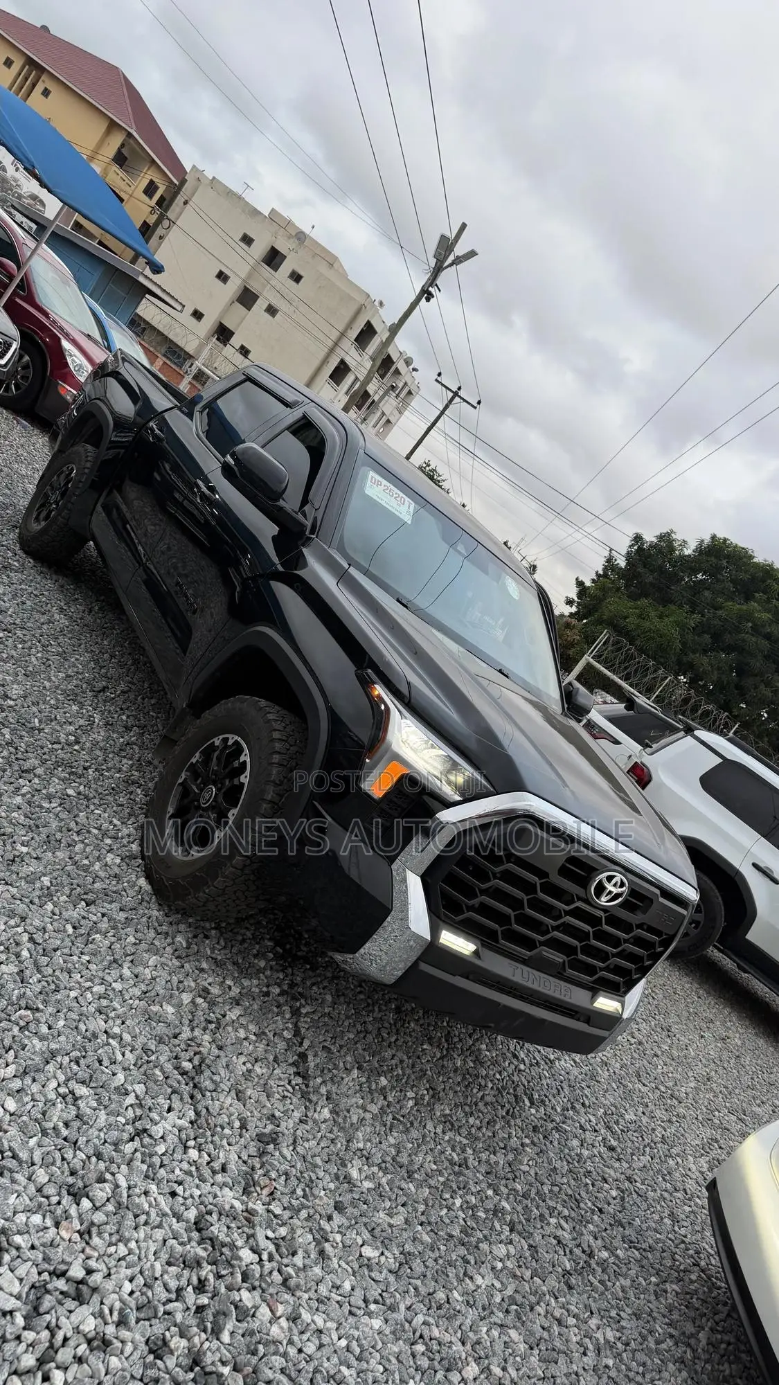 Toyota Tundra 2024 Black
