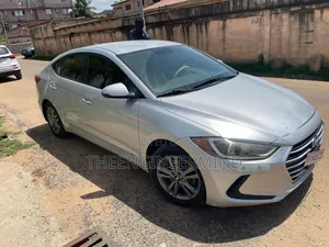 Hyundai Elantra 2017 Gray