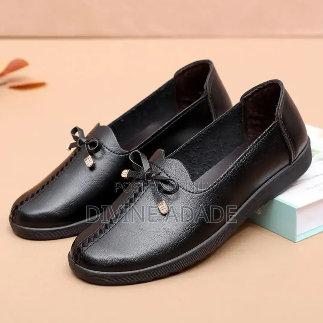 Ladies Flat Shoes