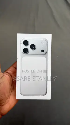 New Apple iPhone 17 Pro Max 256 GB Silver