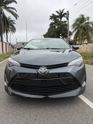 Toyota Corolla LE Eco (1.8L 4cyl 2A) 2018 Gray