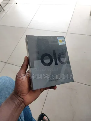 New Samsung Galaxy Z Fold4 256 GB Bronze