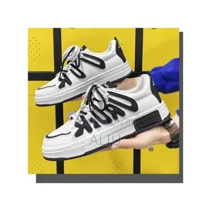Fashion Casual Men’S Sneakers – Comfortable Flat Shoes