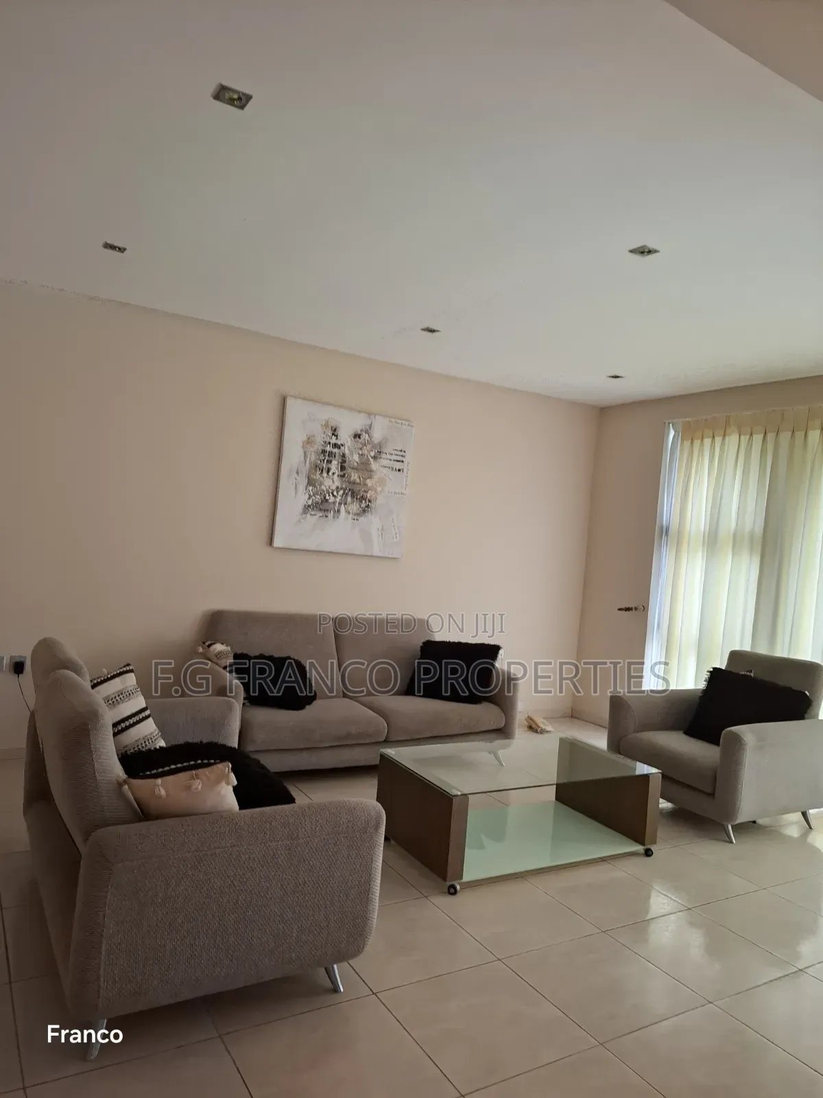 Furnished 3bdrm Apartment in Kg Franco Properties, Papaye for rent