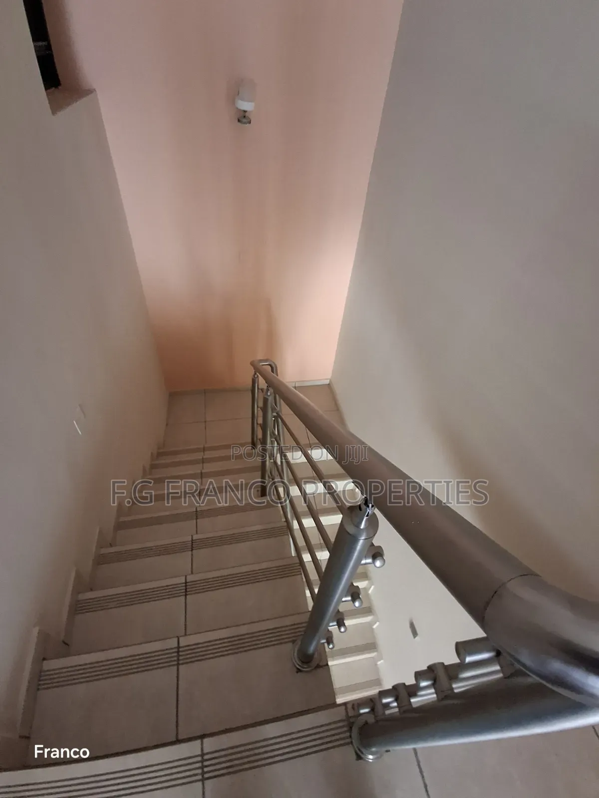 Furnished 3bdrm Apartment in Kg Franco Properties, Papaye for rent