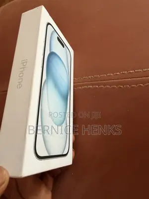 New Apple iPhone 15 128 GB Blue