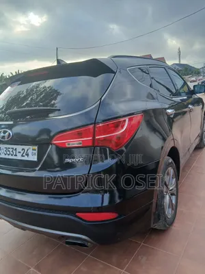 Hyundai Santa Fe 2016 Black