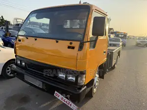 Hyundai Might Towing/Crane
