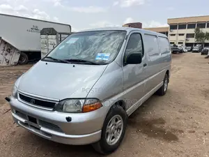 Toyota HiAce 2009 Silver