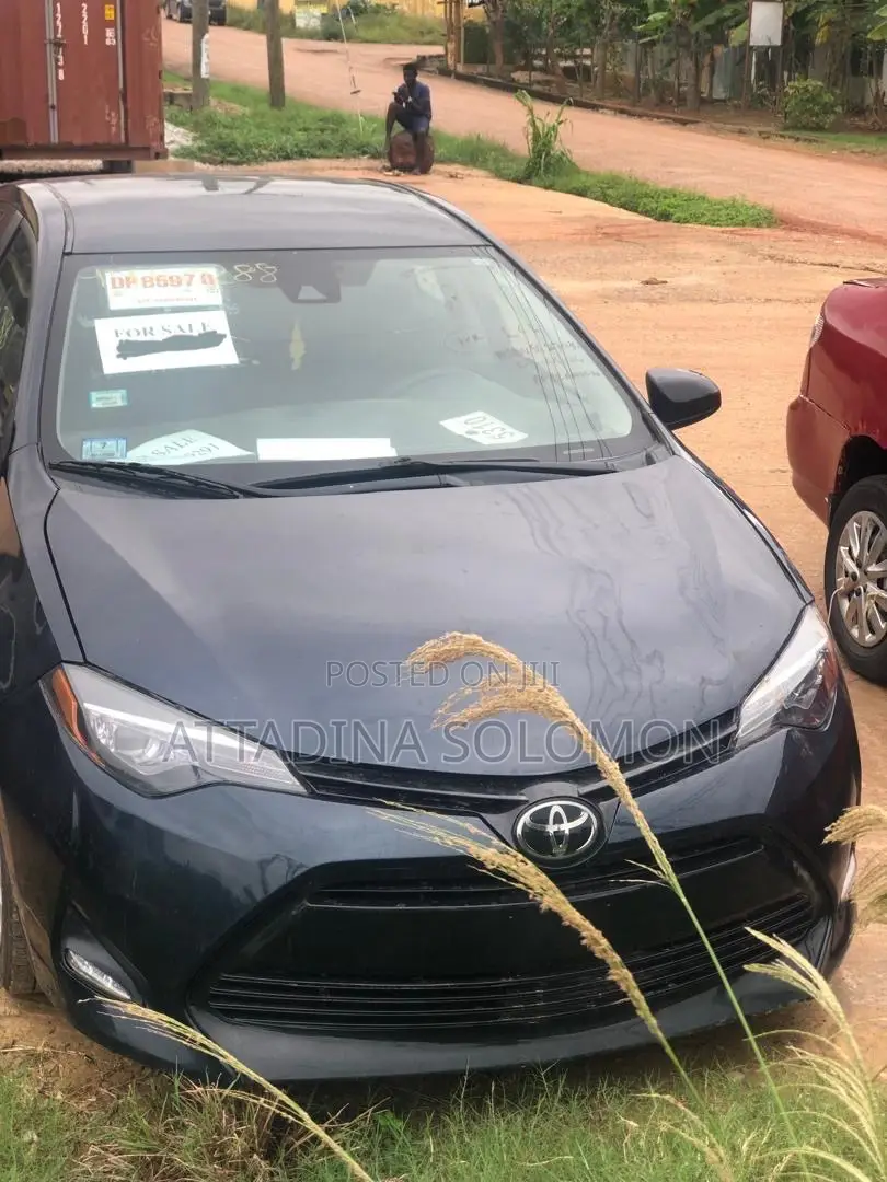 Toyota Corolla 2018 Black