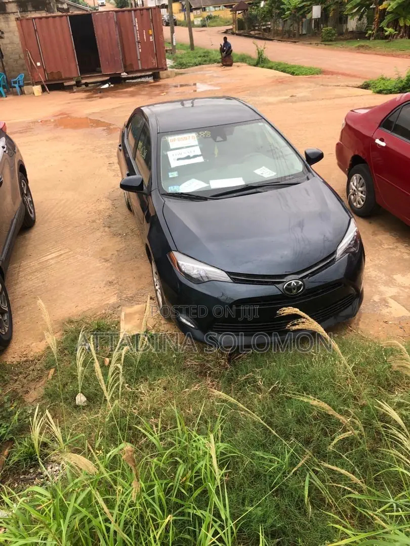 Toyota Corolla 2018 Black