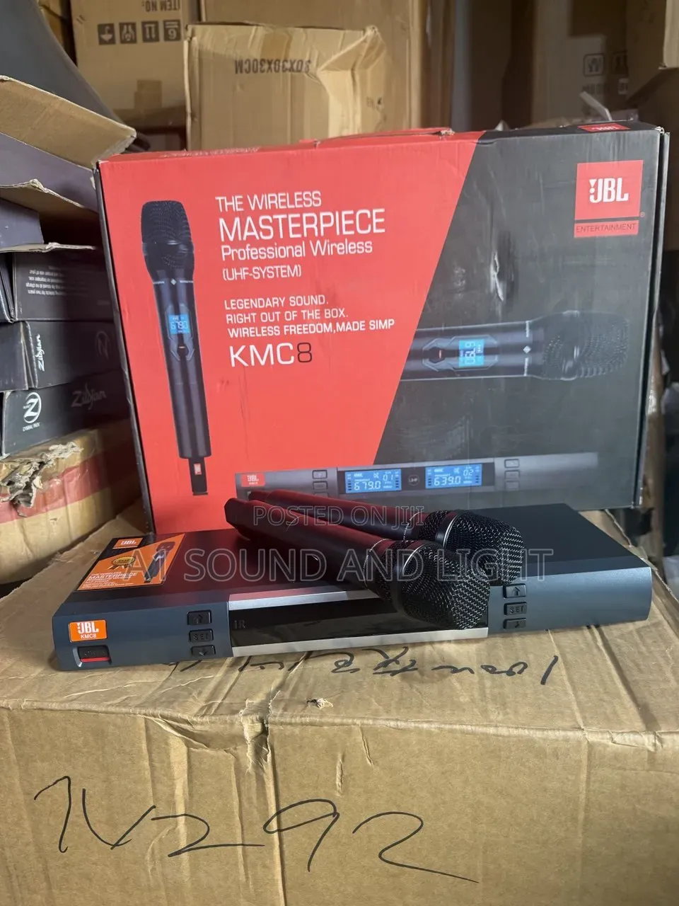 JBL Kmc8 Dual Wireless Handheld Microphone Set