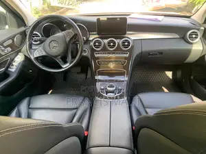 Mercedes-Benz C300 2018 Black