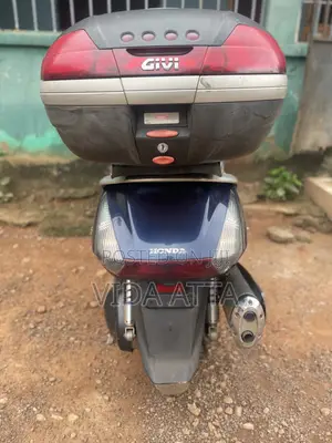 Honda Gold Wing 2009 Blue