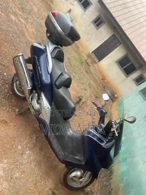 Honda Gold Wing 2009 Blue