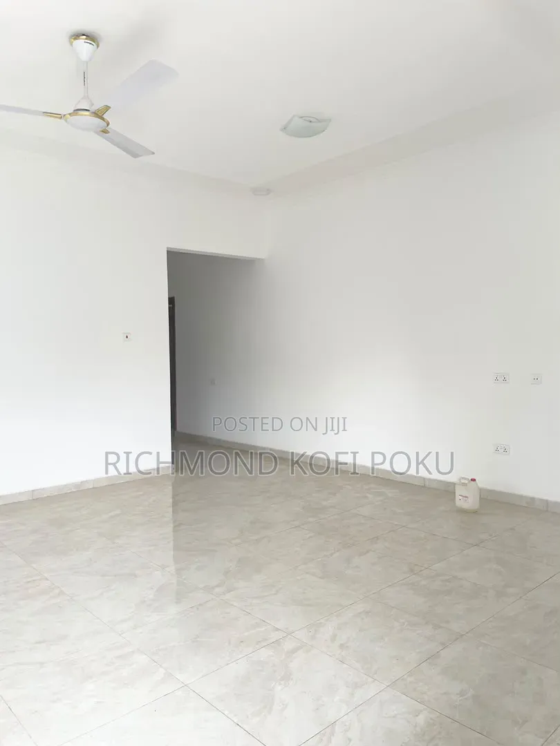 3bdrm Shared Apartment in Kofi'S Realty, Manet Junction for rent