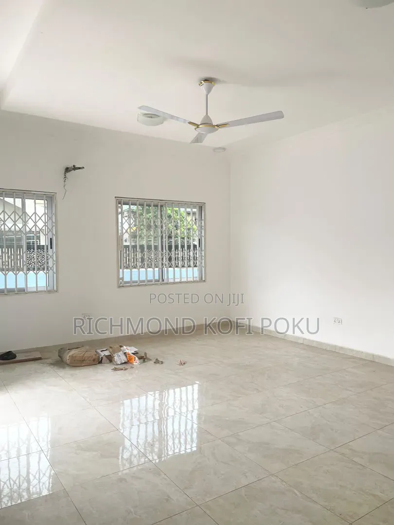 3bdrm Shared Apartment in Kofi'S Realty, Manet Junction for rent