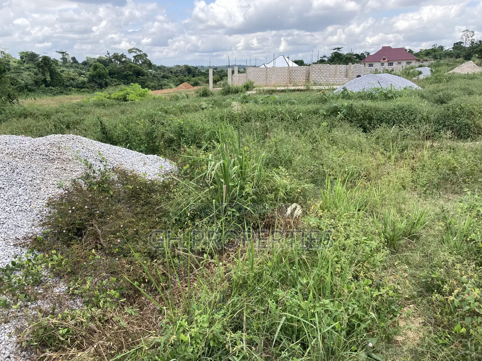 Half Plot for Sale at Sokoban Konkoli.