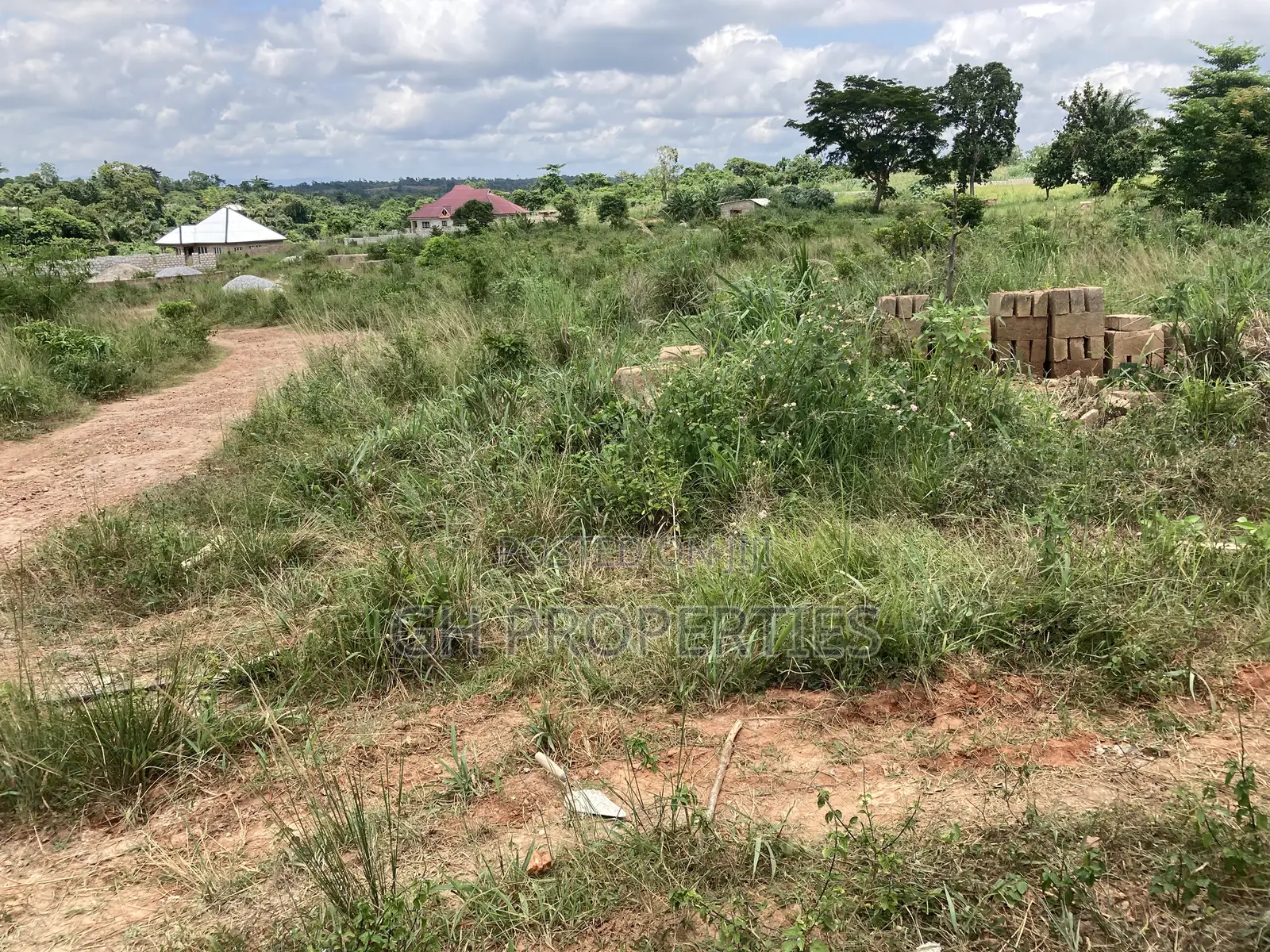 2 Acres Plots for Sale at Sokoban Konkoli for Sale.