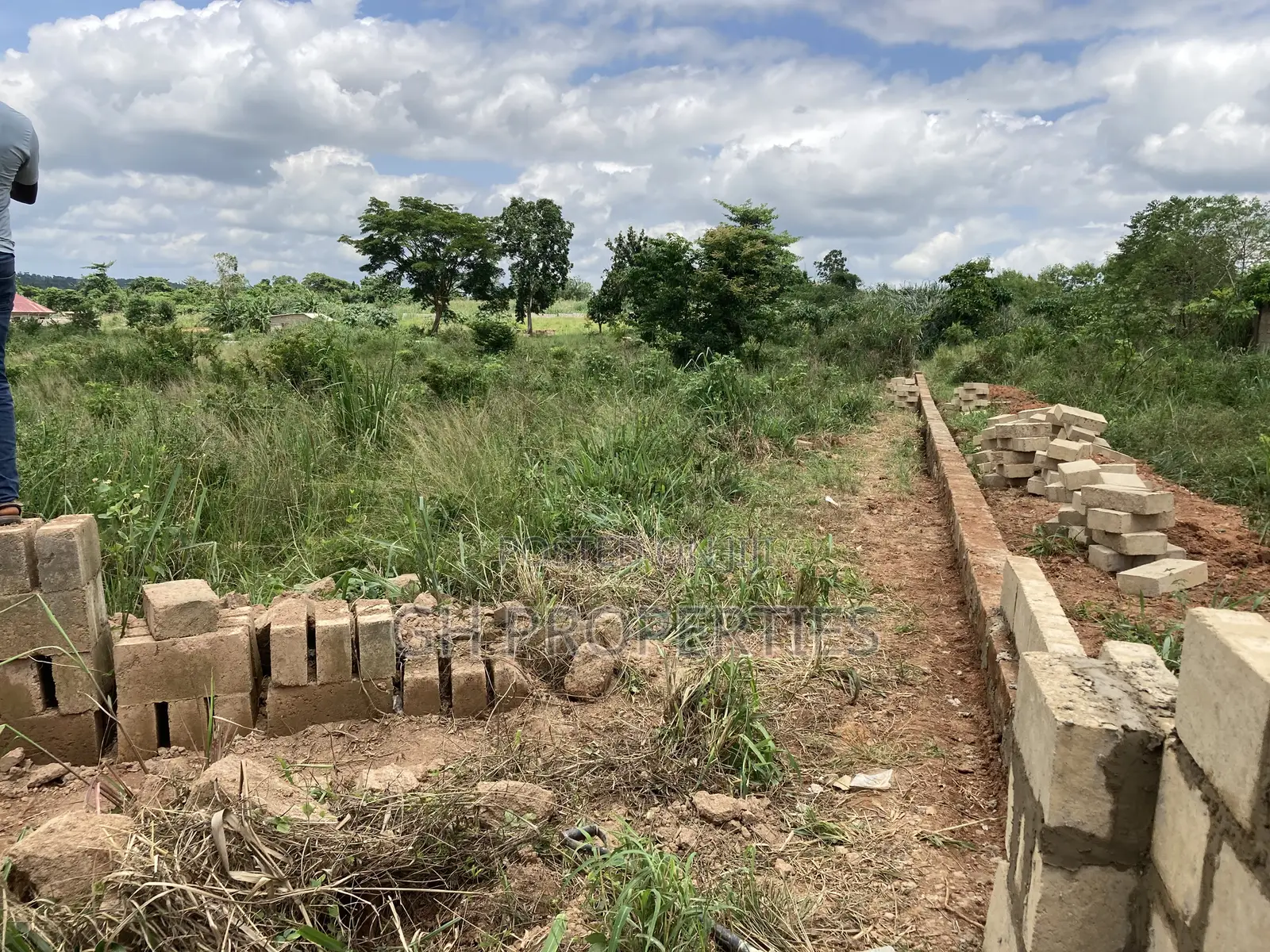 2 Acres Plots for Sale at Sokoban Konkoli for Sale.