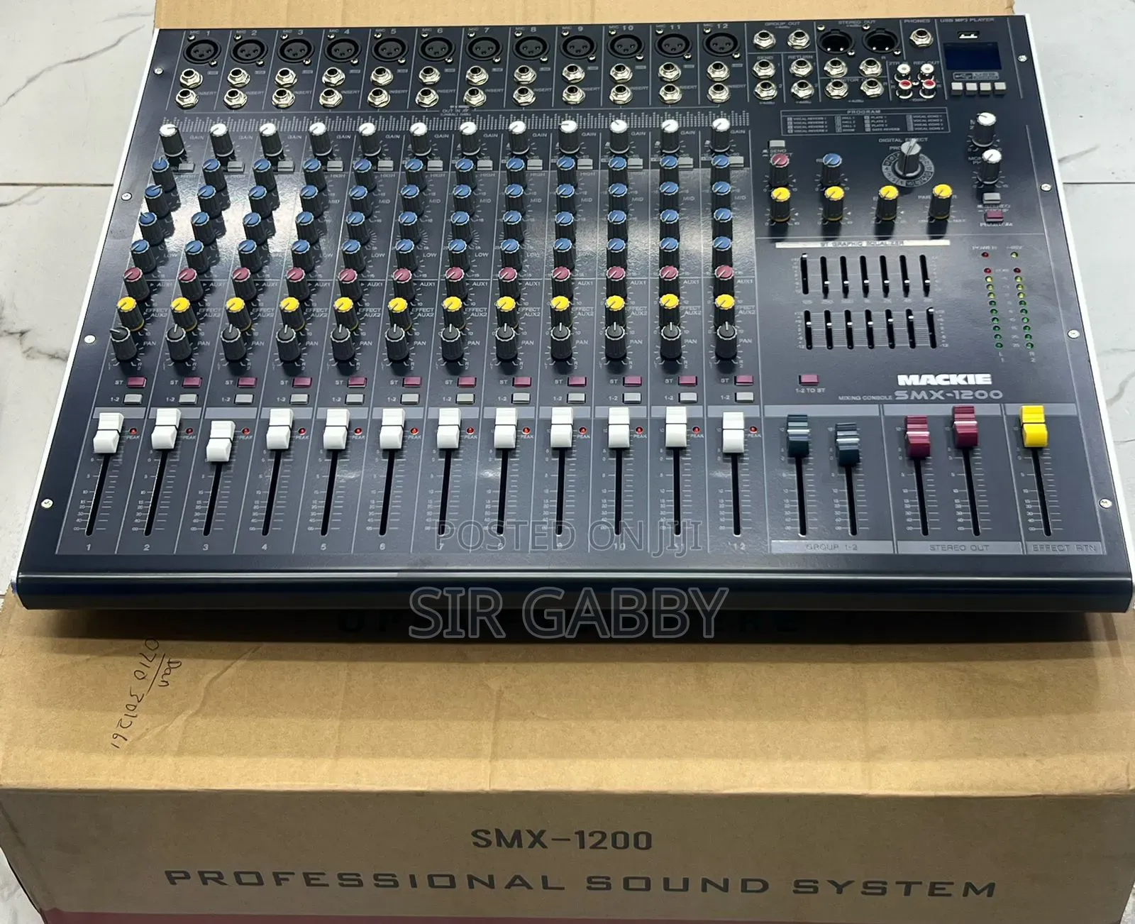 SMX 12 Mixer Console