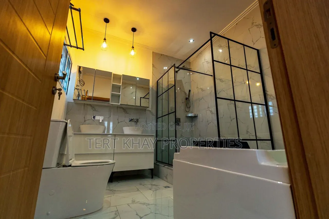 4bdrm House in Lashini, Lashibi for sale