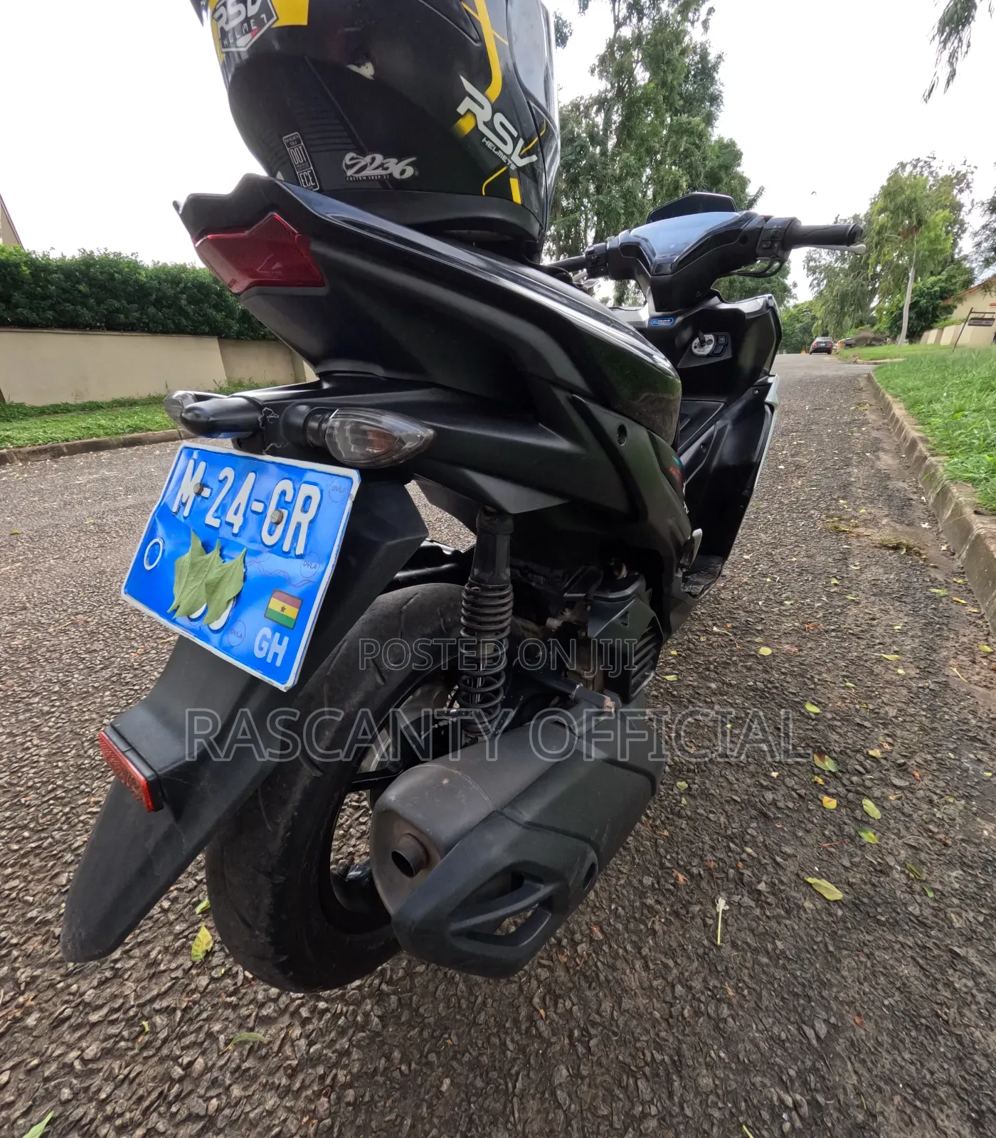 Yamaha 2023 Black