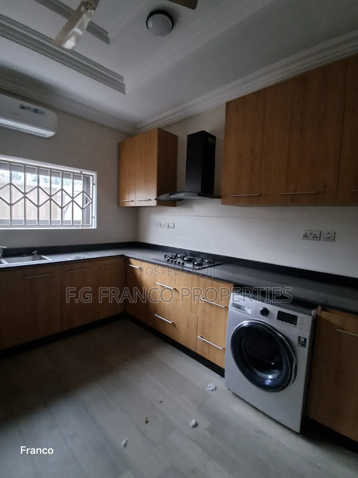 5bdrm House in Kg Franco Properties, Coca Cola for rent