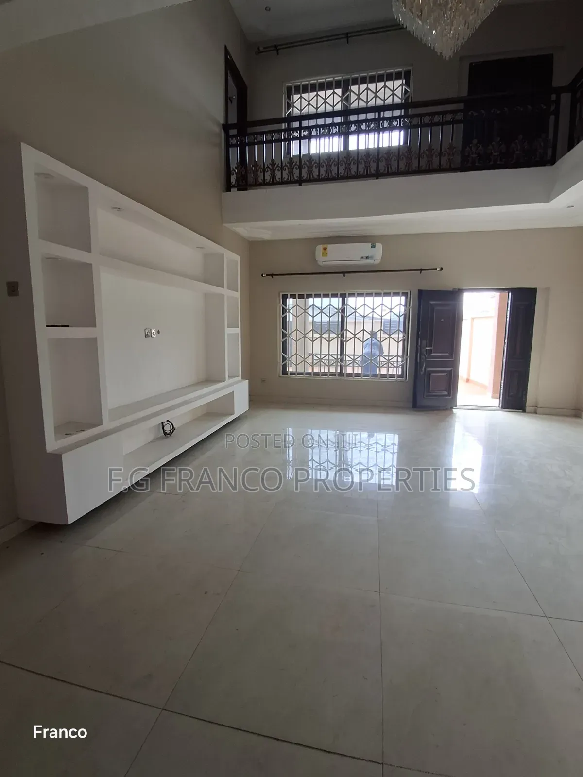 5bdrm House in Kg Franco Properties, Coca Cola for rent