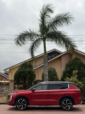 Mitsubishi Outlander SEL 2023 Red