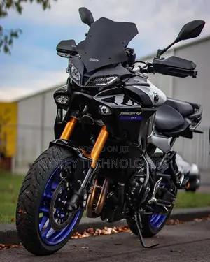 Yamaha 2022 Black