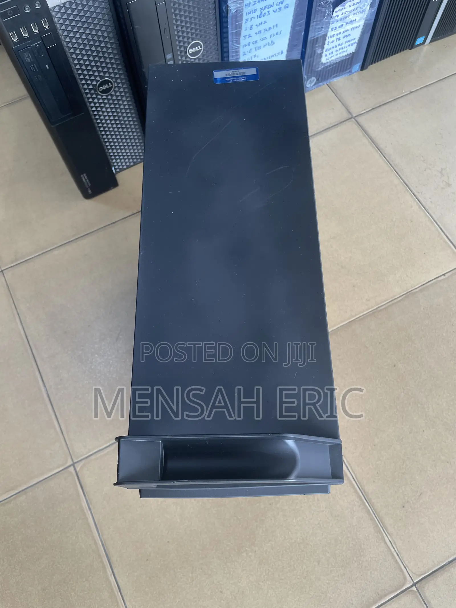 Server Lenovo 8GB Intel Xeon SSD 128GB