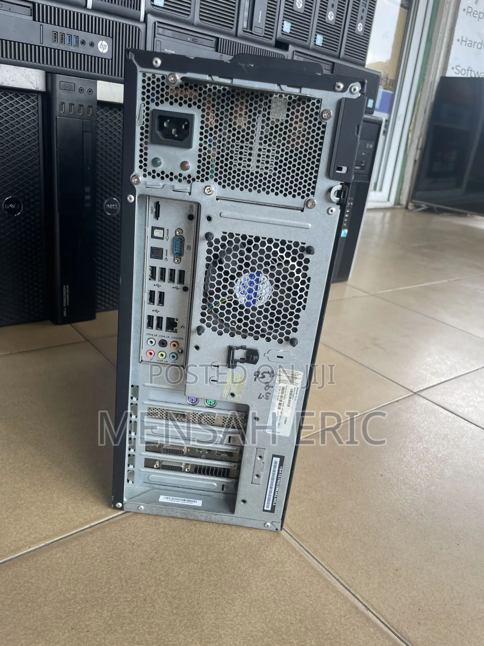 Server Lenovo 8GB Intel Xeon SSD 128GB