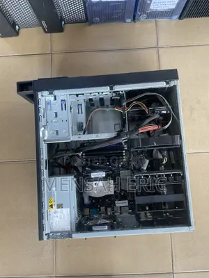 Server Lenovo 8GB Intel Xeon SSD 128GB