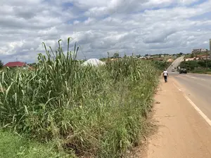 One Plot for Sale at Kwanwoma Duropem Main Road.